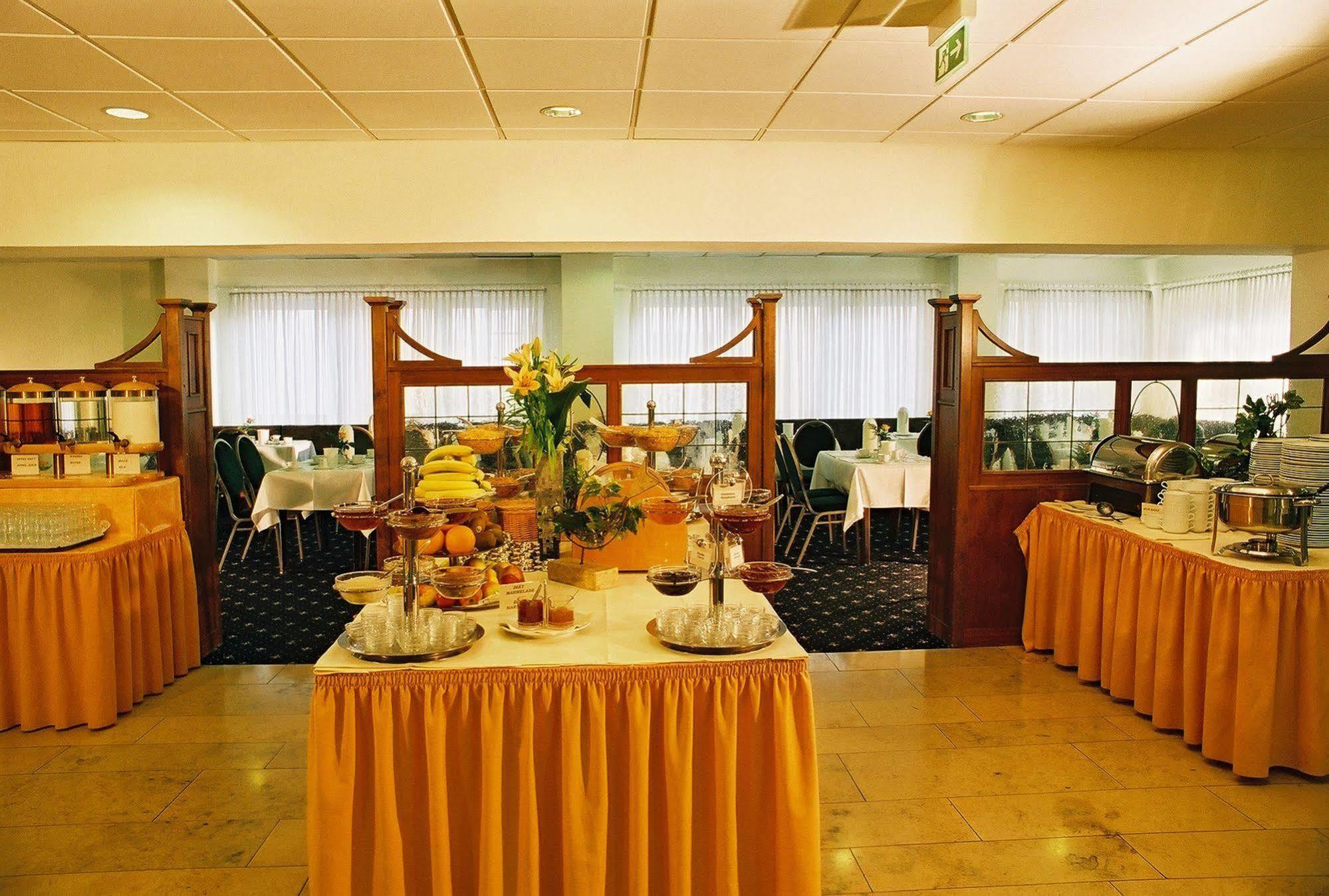 Hotel Excelsior - Central Station Φραγκφούρτη Εξωτερικό φωτογραφία